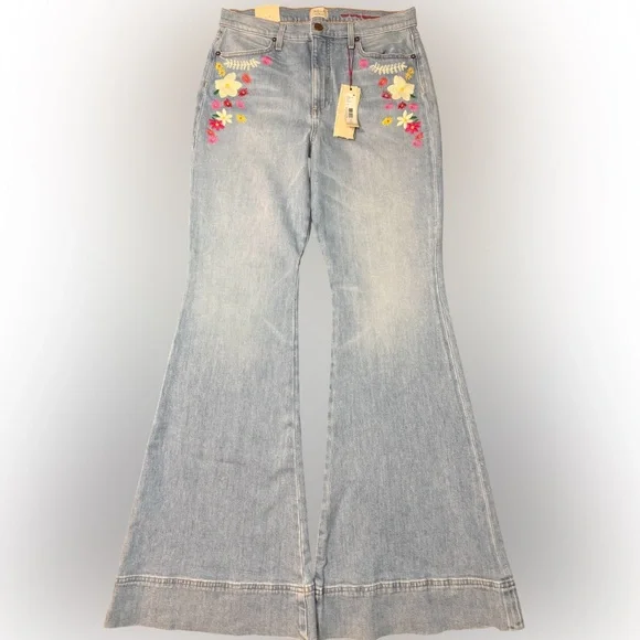 Alice + Olivia "Beautiful" High-Rise Bell Bottom Jeans - Floral Embroidered NWT - Picture 2 of 16